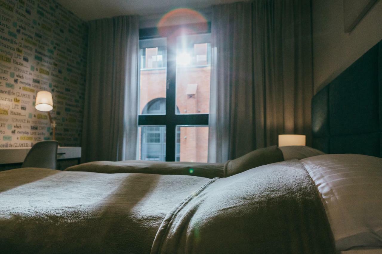 Appartement Eight Lux View In Old Town And Free Parking à Cracovie Extérieur photo
