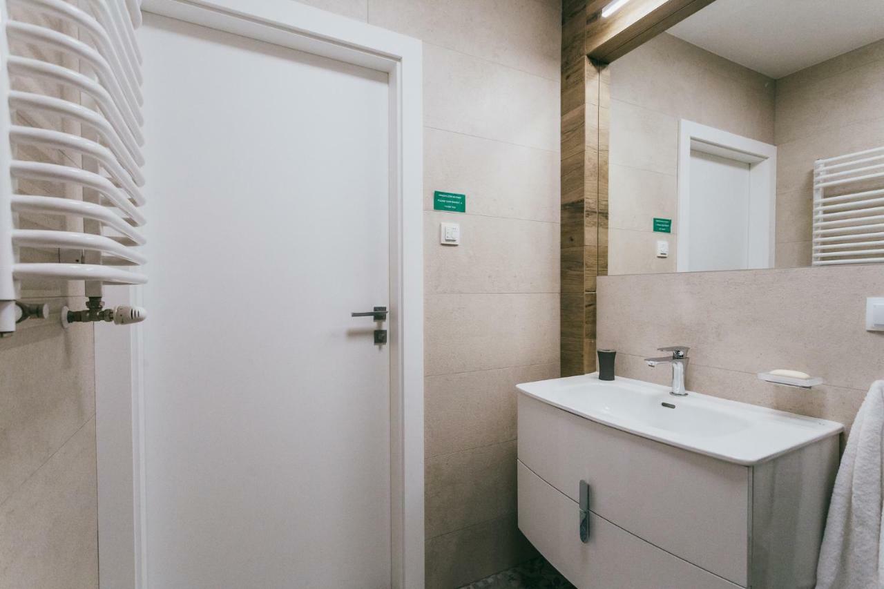 Appartement Eight Lux View In Old Town And Free Parking à Cracovie Extérieur photo